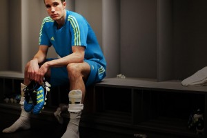 开云官网2026-西甲国家德比之夜，小贾伦成为胜负手，当篮球智慧照亮足球圣殿