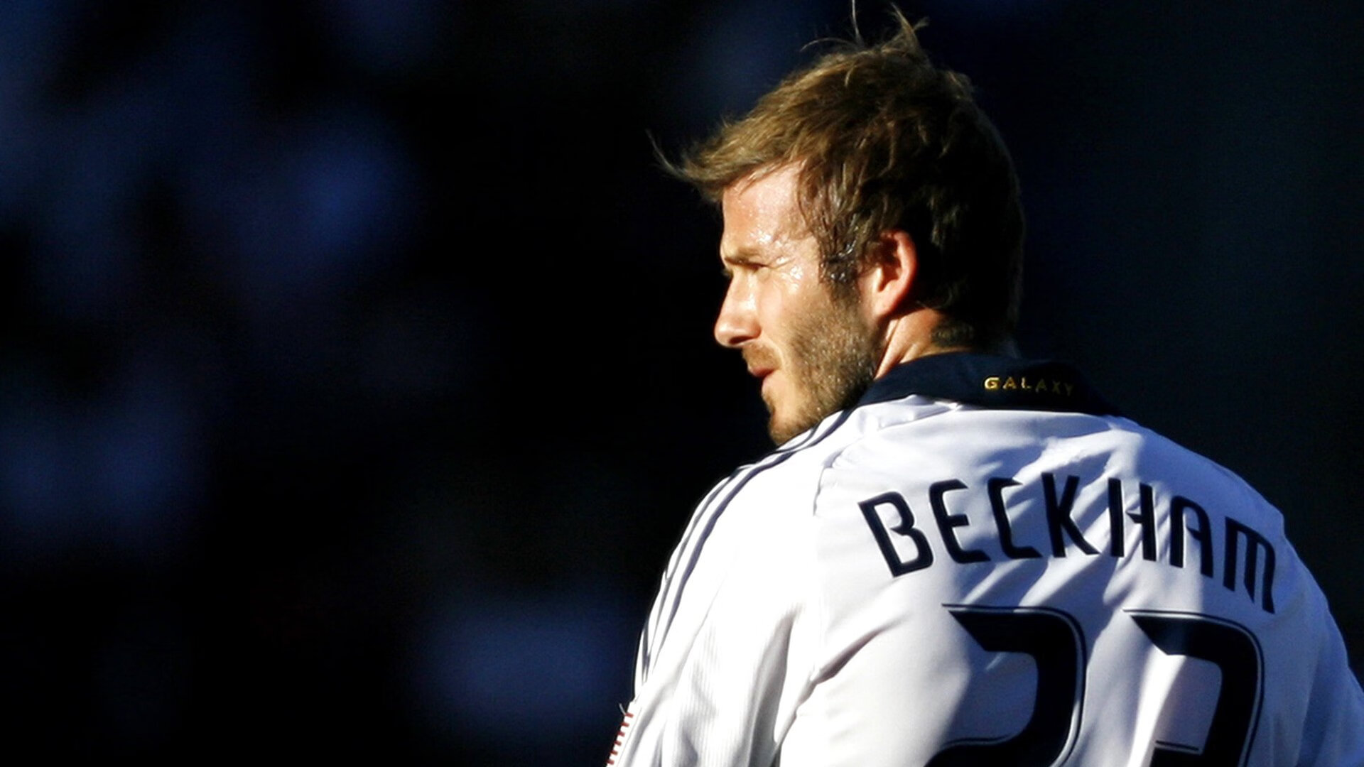 鹈鹕踏平湖人，爱德华兹如何用现代篮球的暴力解构主宰比赛走向